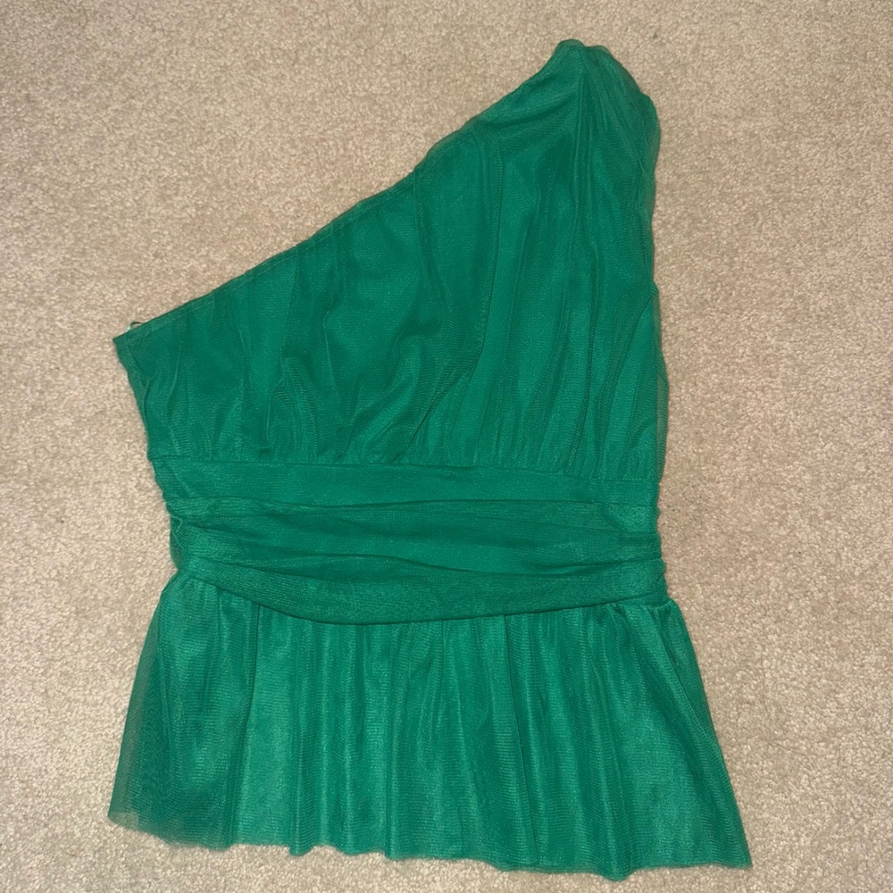 Sincerely Jules Size M Green Tulle One Shoulder Top